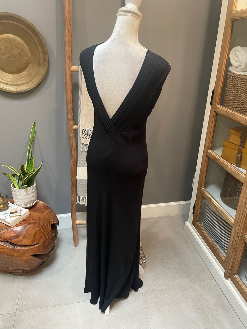 Ralph Lauren Black Backless V-Neck Evening Gown
